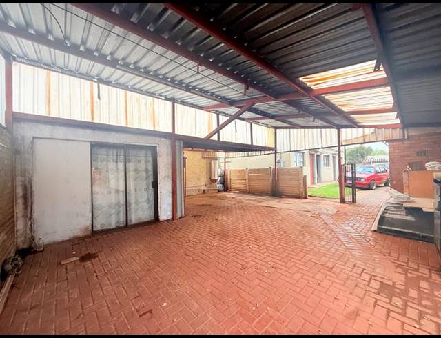 8 BEDROOM HOUSE FOR SALE IN VANDERBIJLPARK CW 1